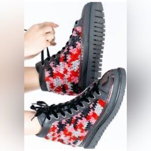 Krojay Rhodonite Boots hand-crocheted red, black, and grey. Sz 8